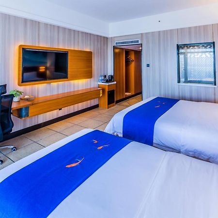 Linda Seaview Hotel Sanya Exterior photo