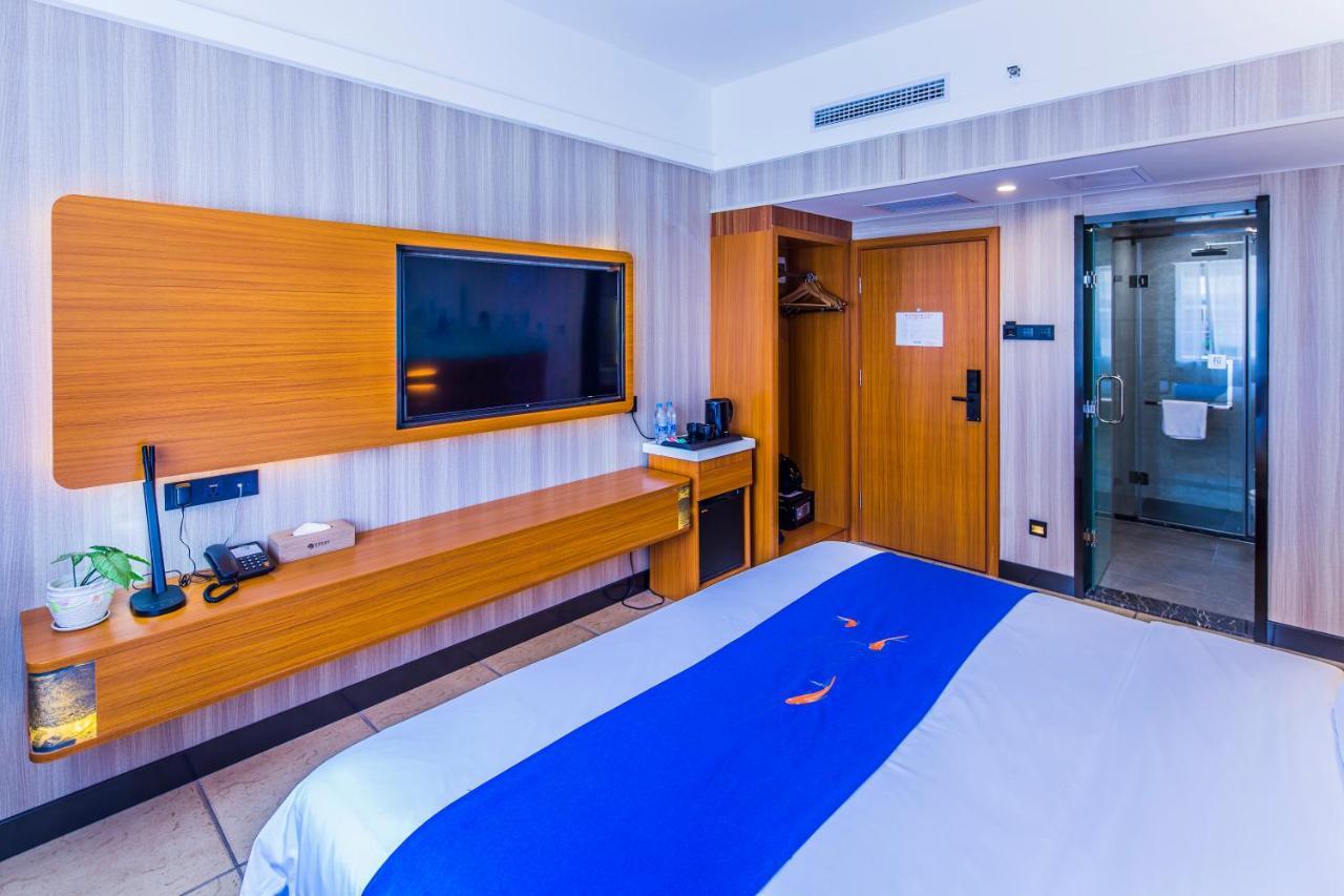 Linda Seaview Hotel Sanya Exterior photo